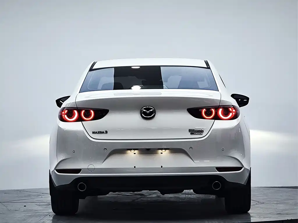 Mazda 3 Axela — миниатюра 19