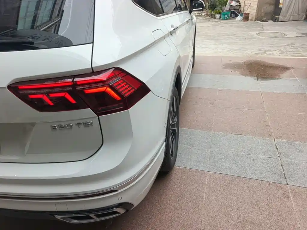 Volkswagen Tiguan L — миниатюра 8