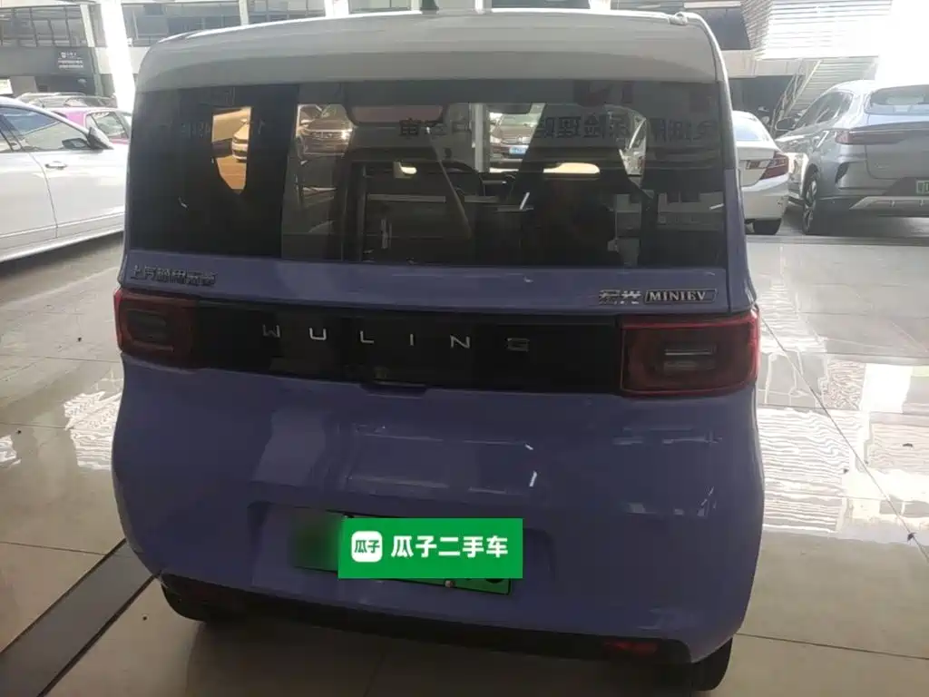 Wuling MINIEV — миниатюра 6