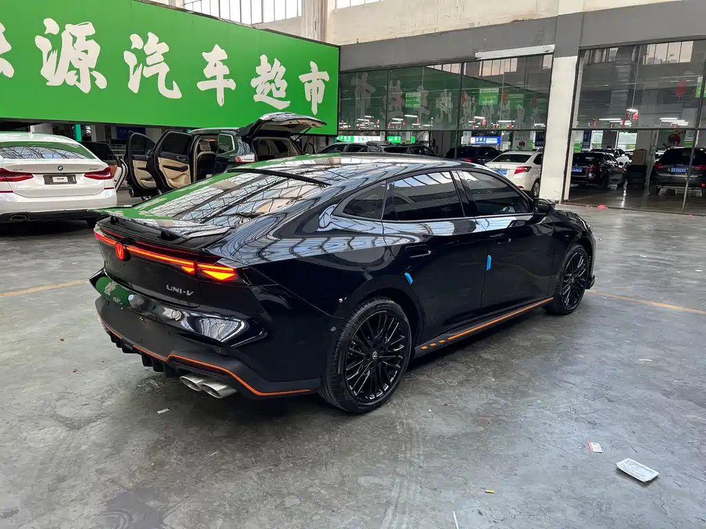 Changan UNI-V — миниатюра 10