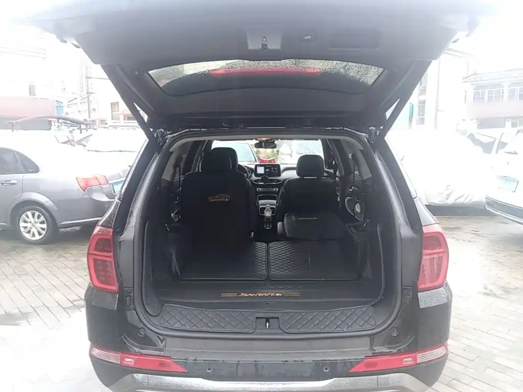 Hyundai Santa Fe — миниатюра 19
