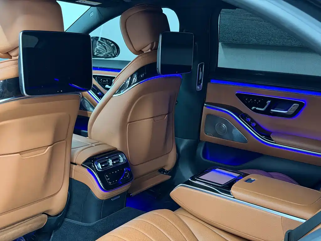 Mercedes-Benz S-Class — миниатюра 8