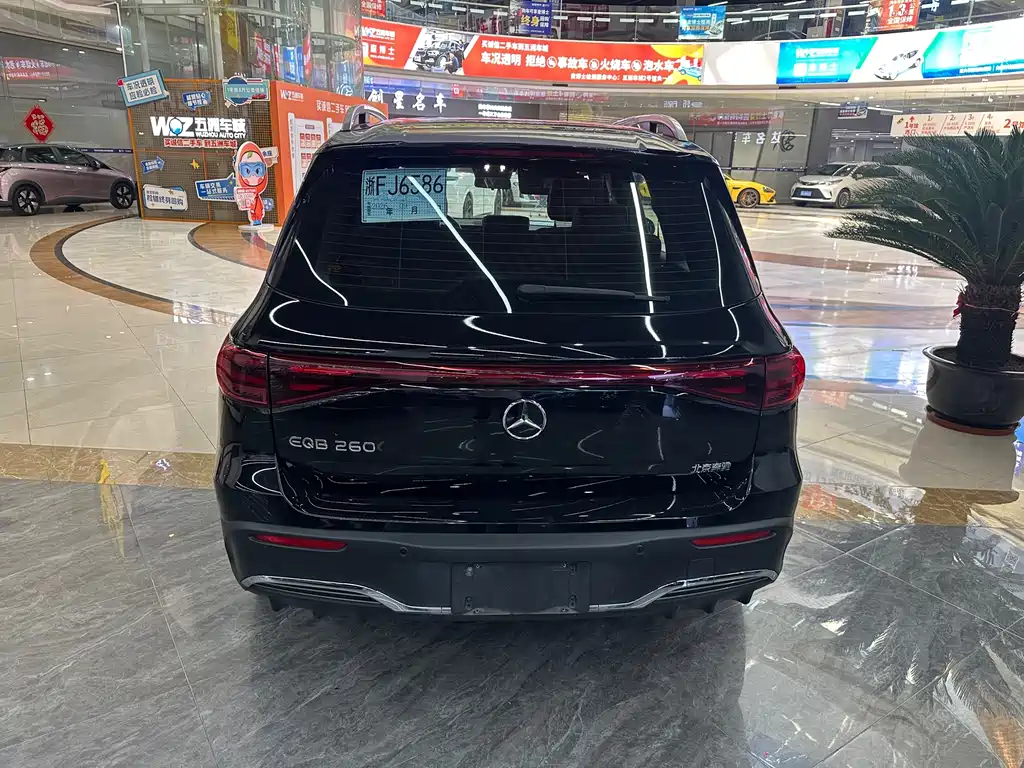 Mercedes-Benz EQB — миниатюра 7