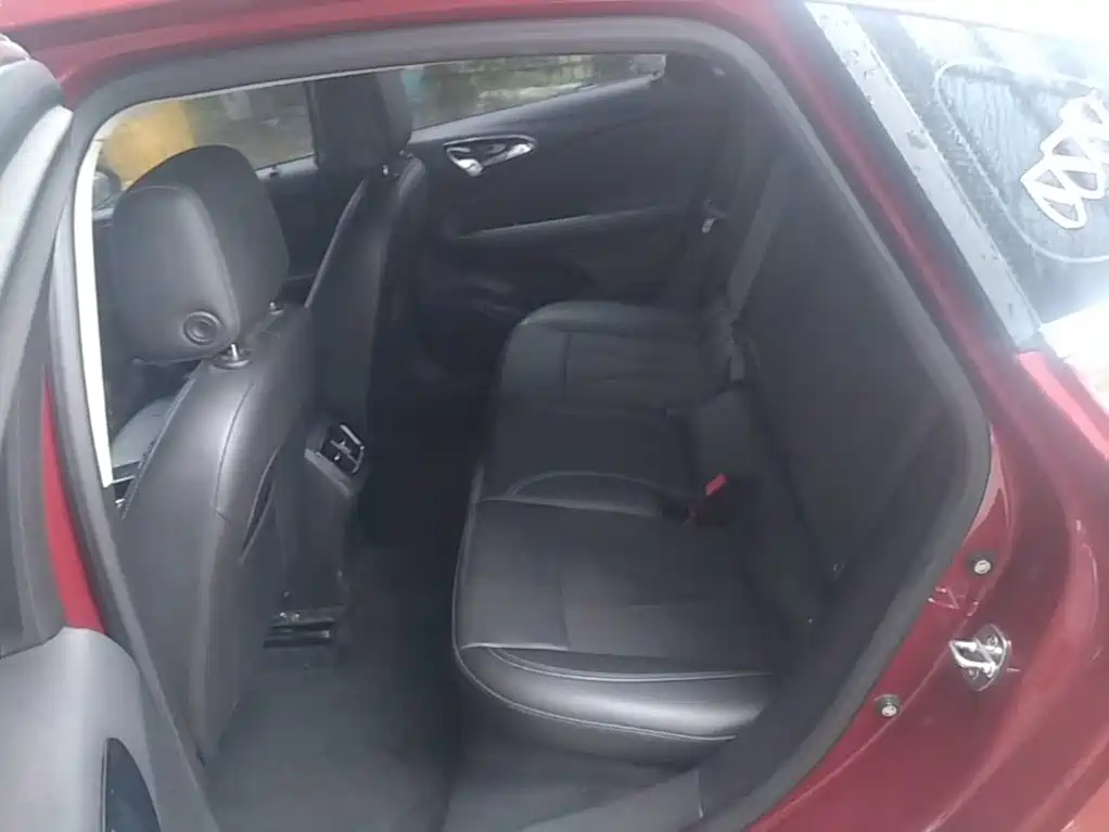 Buick Verano — миниатюра 17