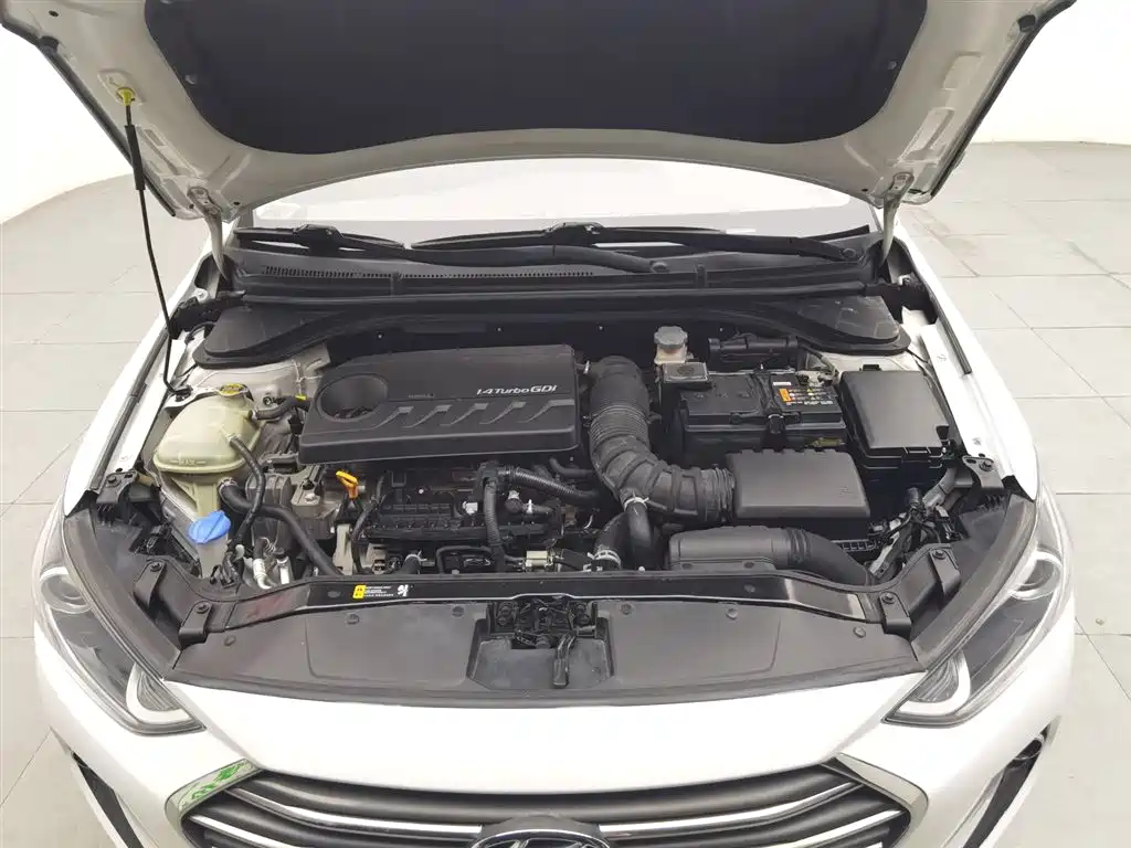 Hyundai Elantra 2018 1.4T DCT