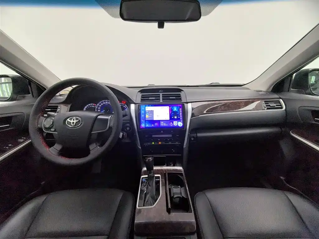 Toyota Camry 2016 2.0G Lead