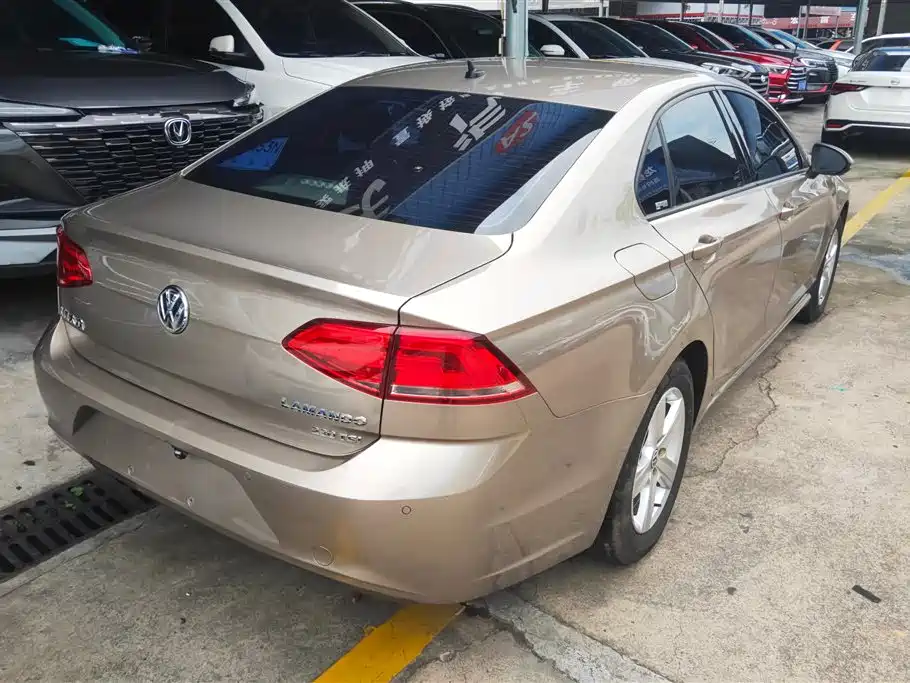 Volkswagen Lamando 2018 230TSI DSG