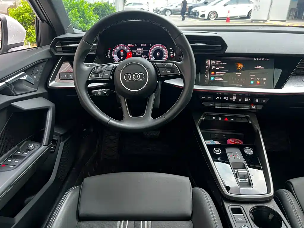 Audi A3 — миниатюра 10