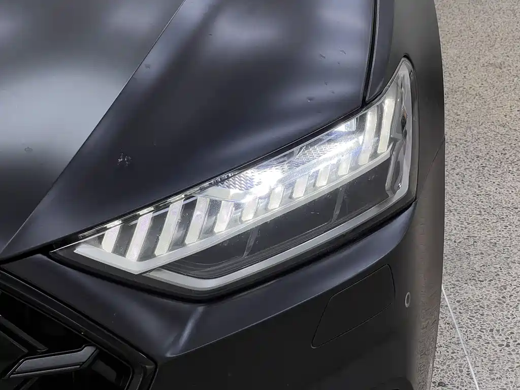 Audi A7L 2024 45 TFSI quattro