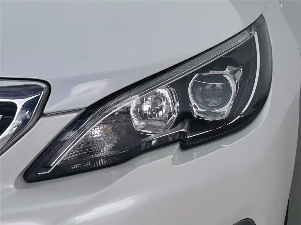 Peugeot 308 2019 230THP AT Luxury V