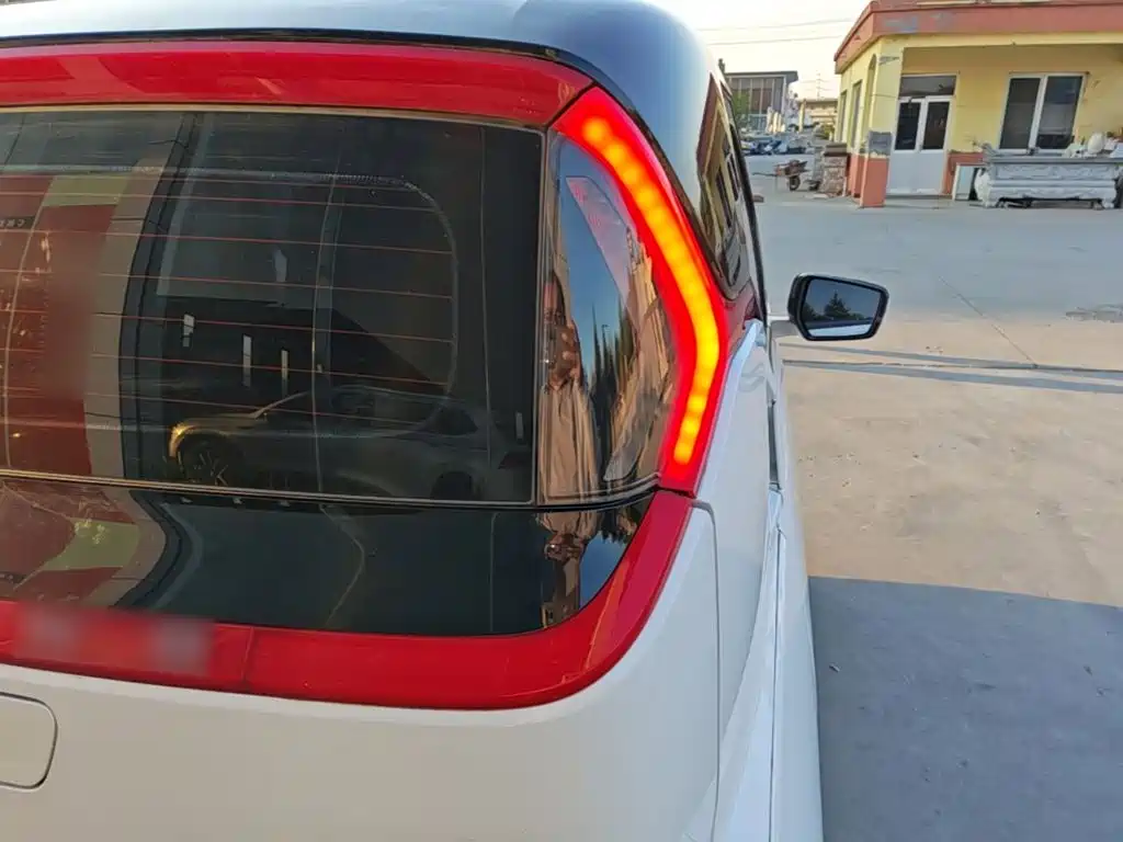 Wuling Nano EV — миниатюра 8