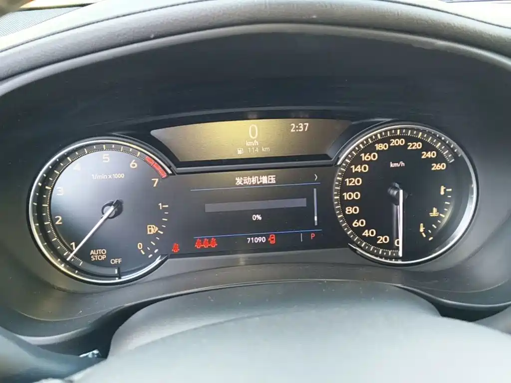 Cadillac XT4 — миниатюра 12