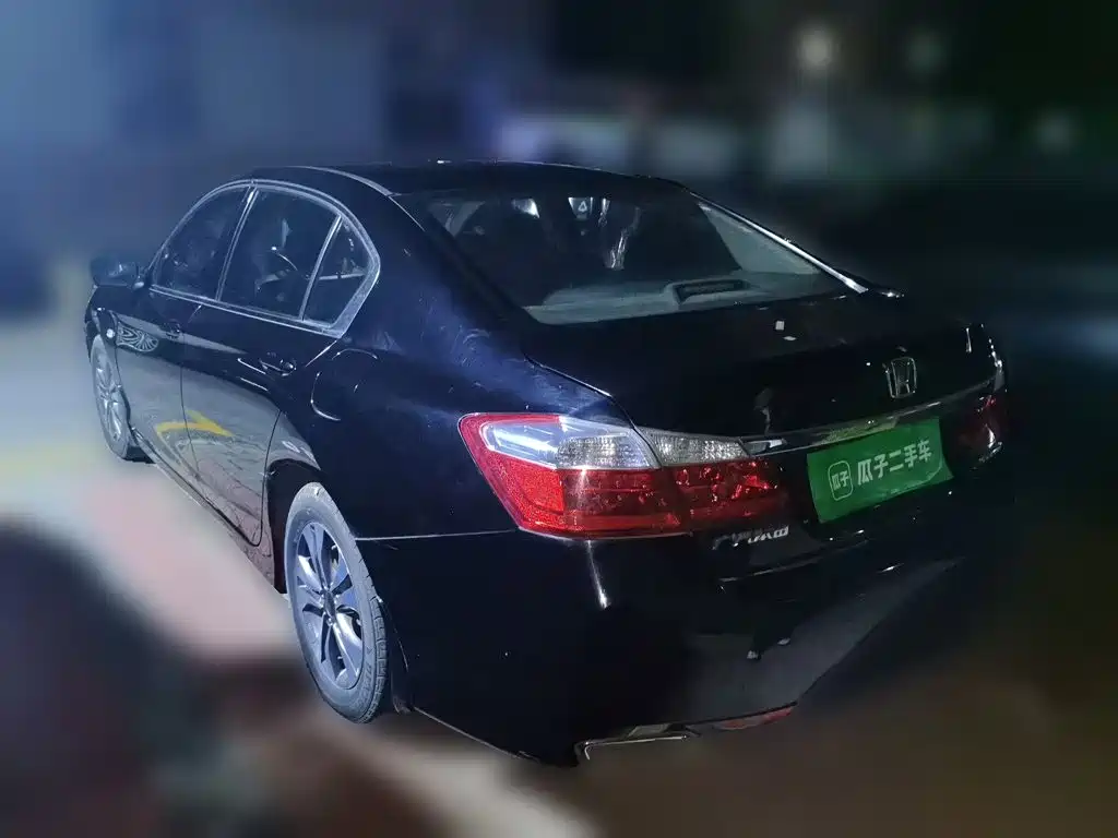 Honda Accord — миниатюра 25
