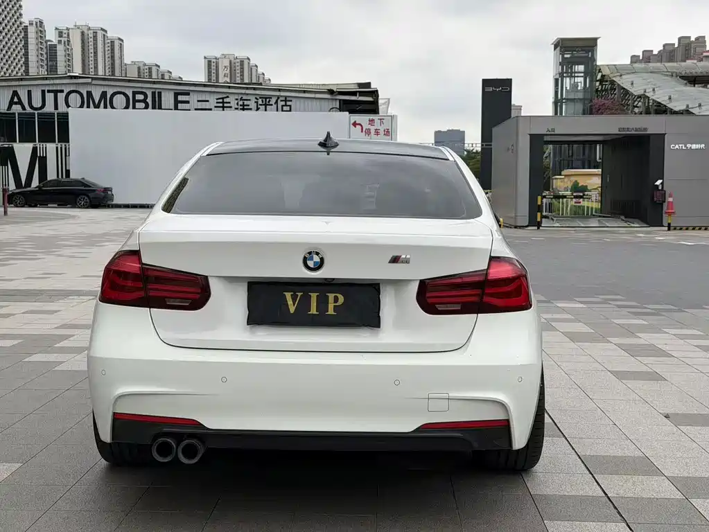 BMW 3 Series — миниатюра 12