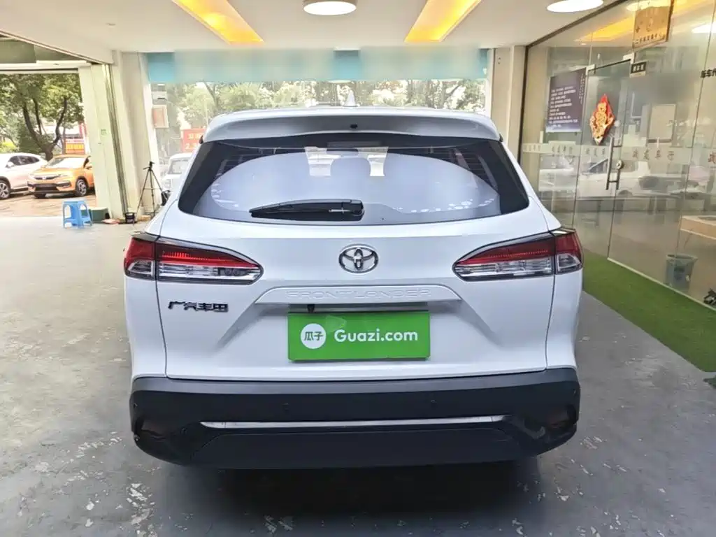 Toyota Frontlander — миниатюра 6