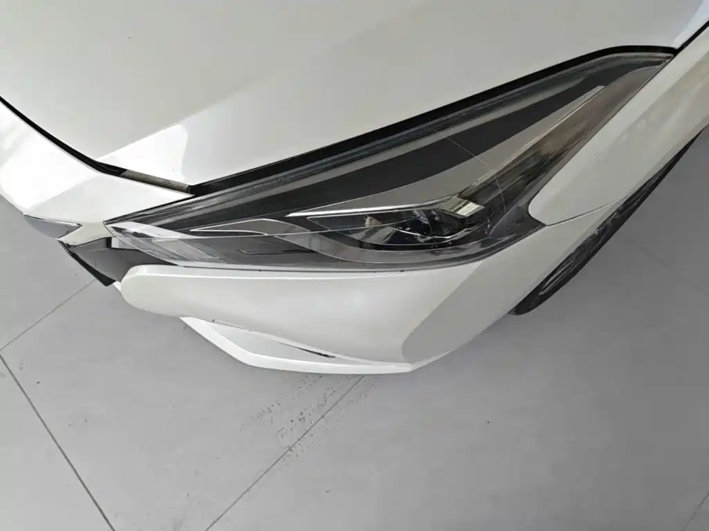 Nissan Bluebird — миниатюра 24