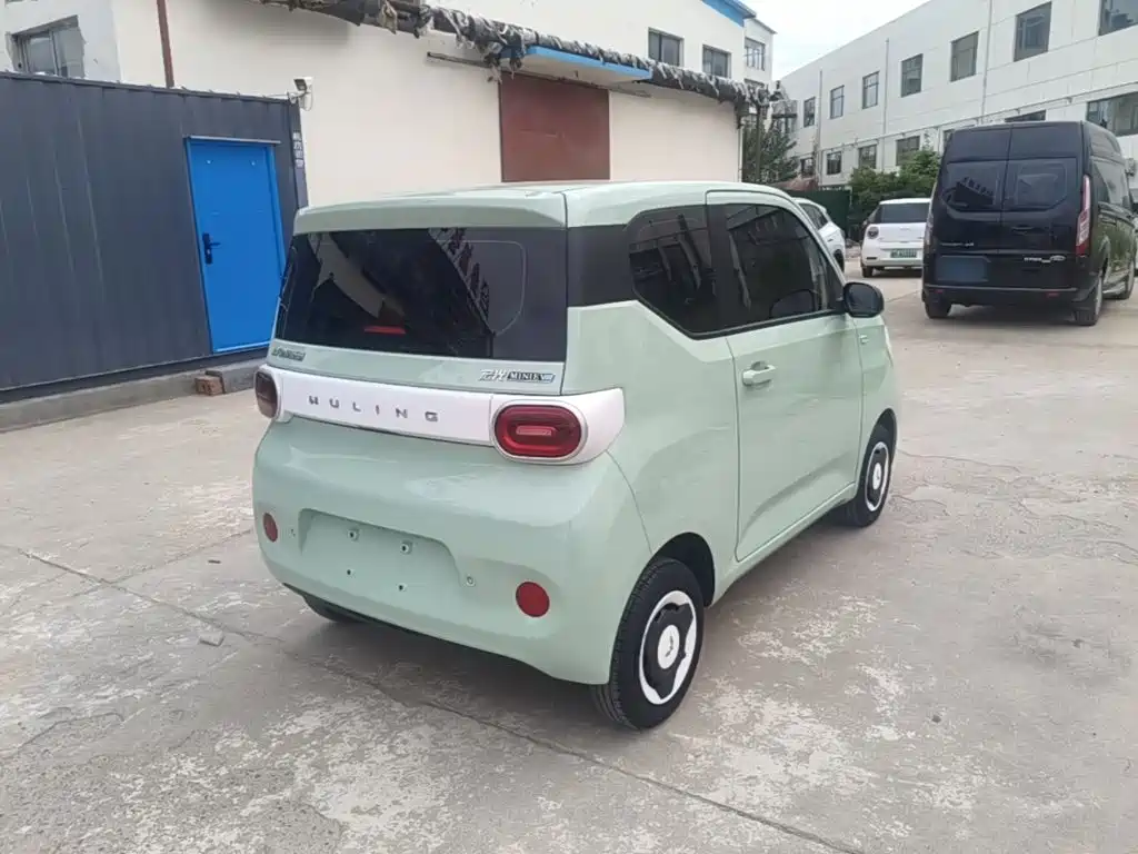 Wuling MINIEV — миниатюра 7