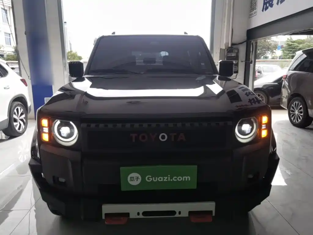 Toyota Prado — миниатюра 3