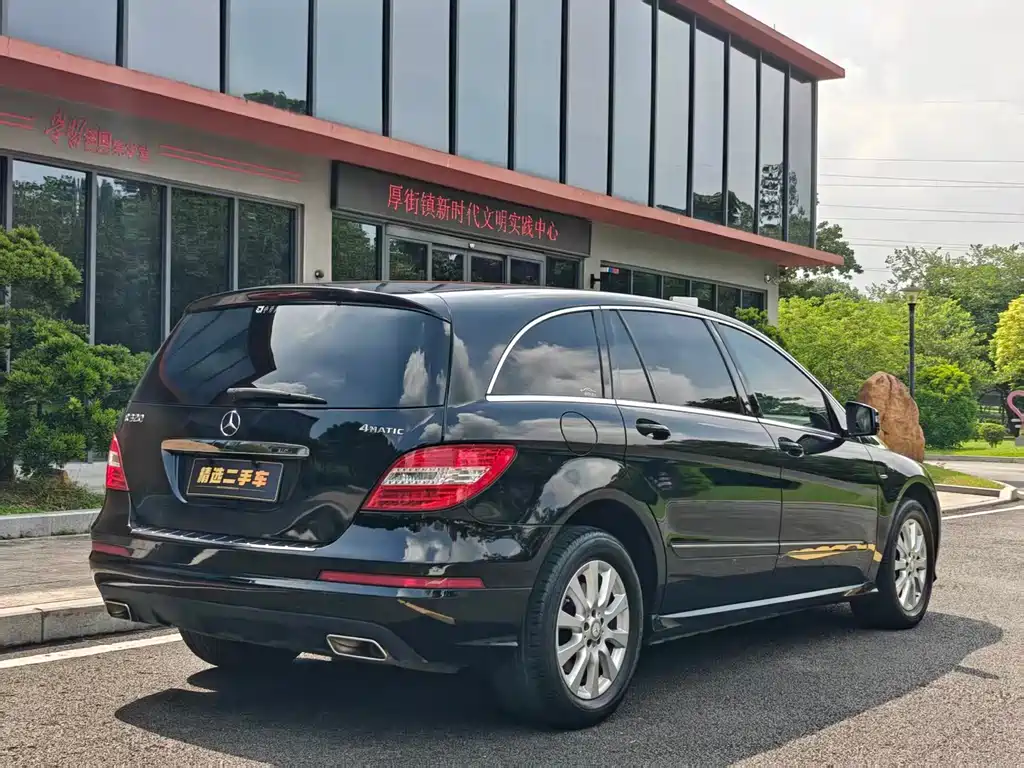 Mercedes-Benz R-Class — миниатюра 16