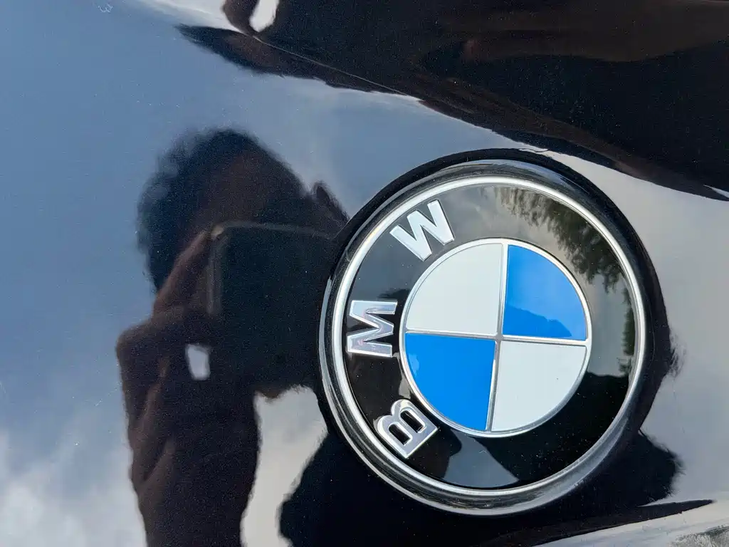 BMW 5 Series — миниатюра 14