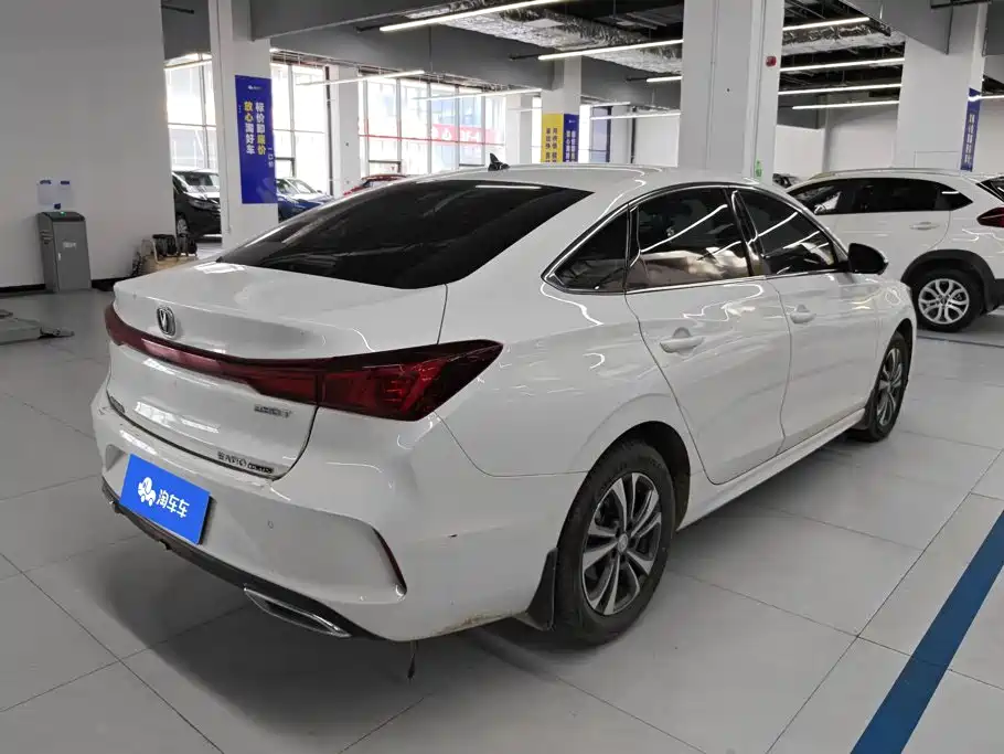 Changan Eado — миниатюра 3