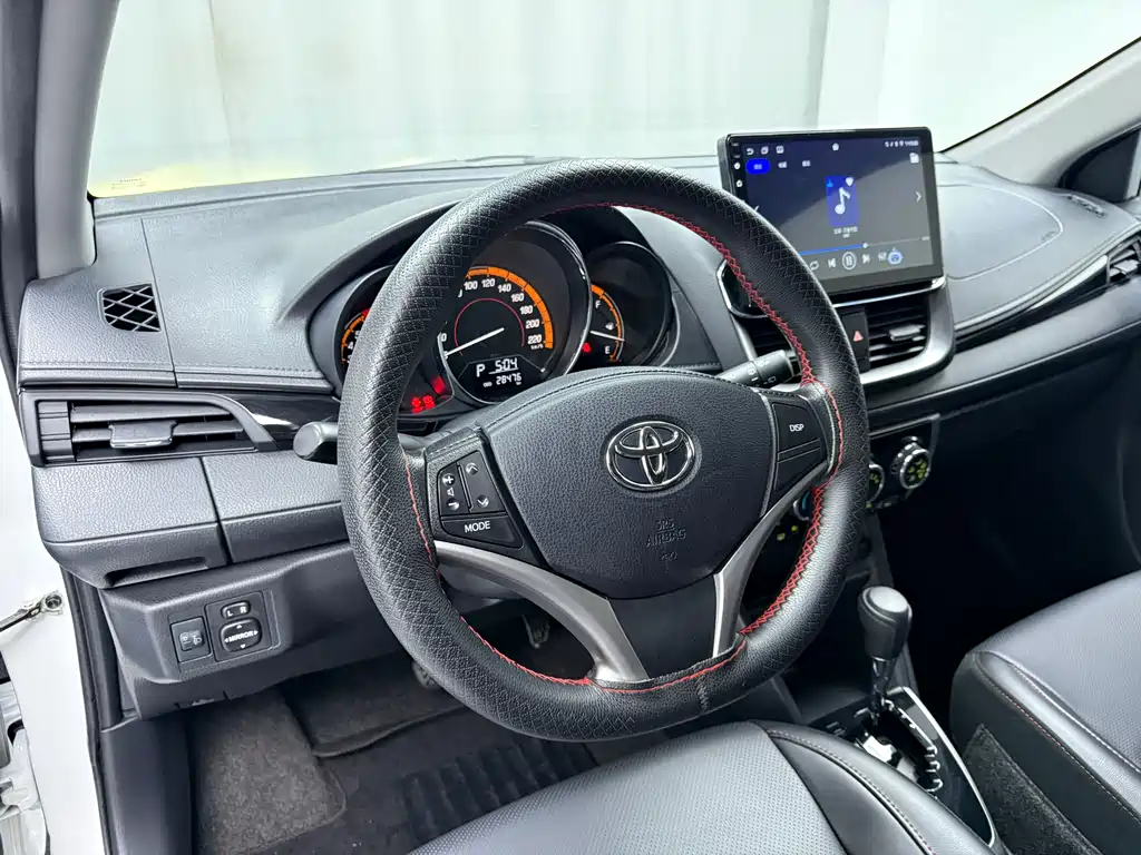 TOYOTA YARIS L ZHIXUAN