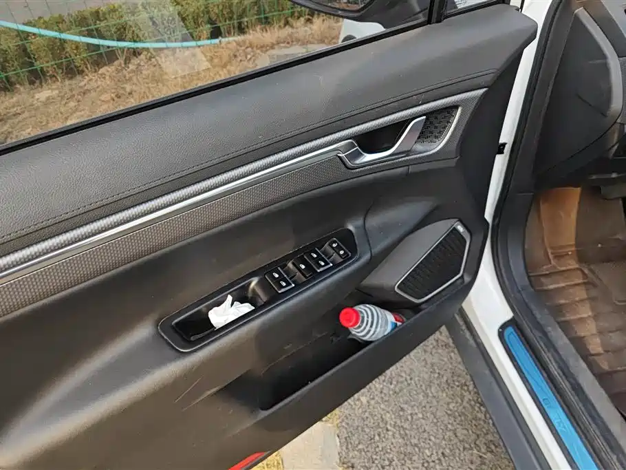 GEELY AUTOMOBILE EMGRAND GS