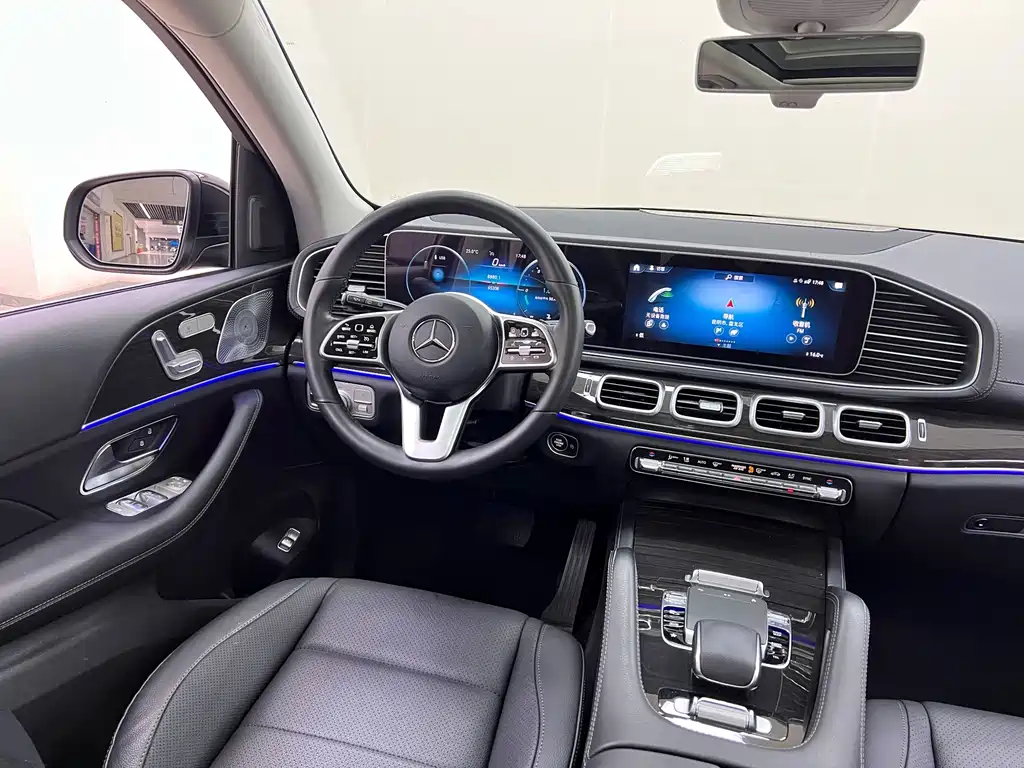 Mercedes-Benz GLE (Import) — миниатюра 12