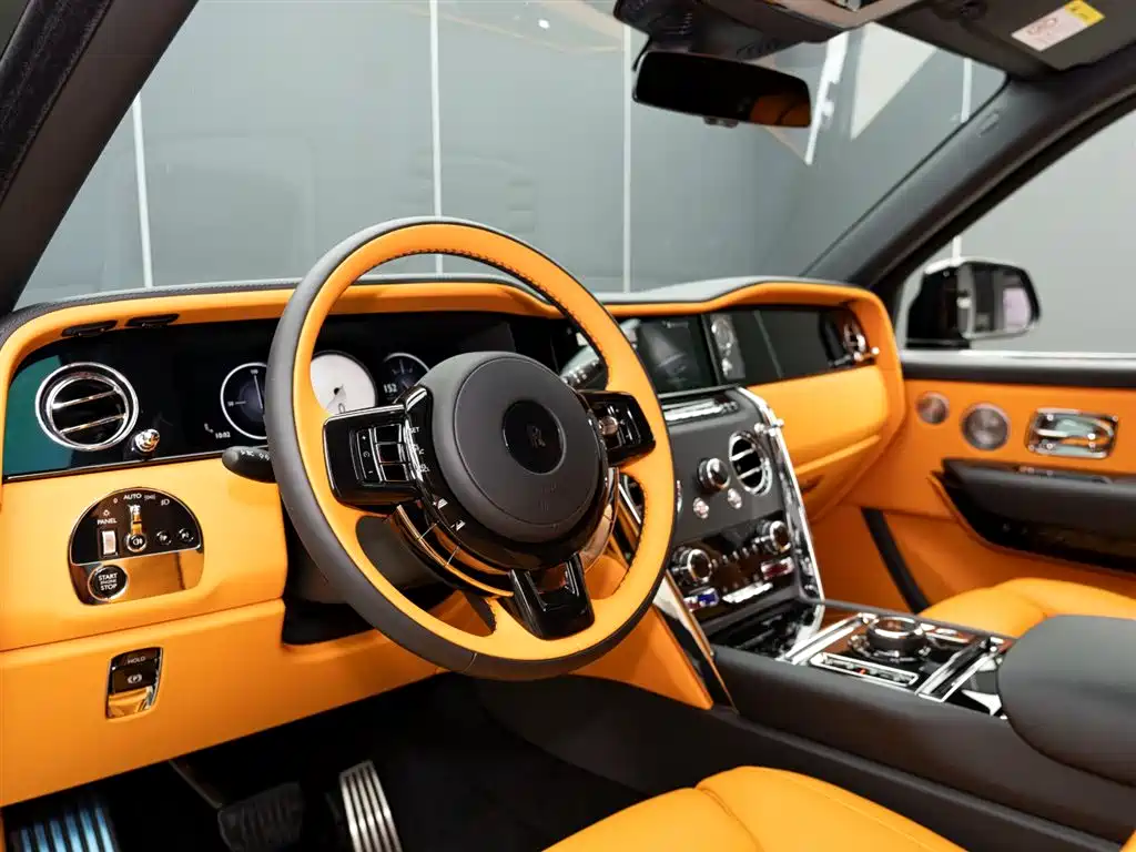 ROLLS-ROYCE CULLINAN