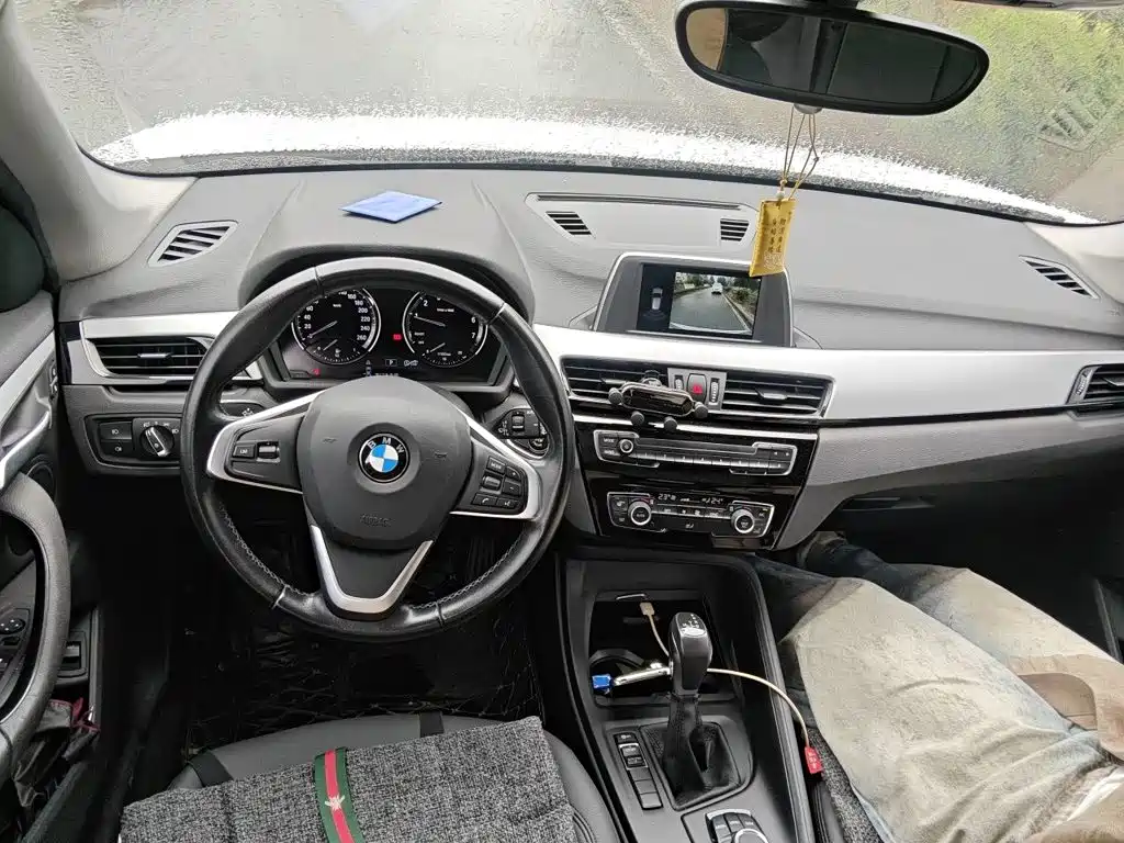 BMW X1 — миниатюра 5