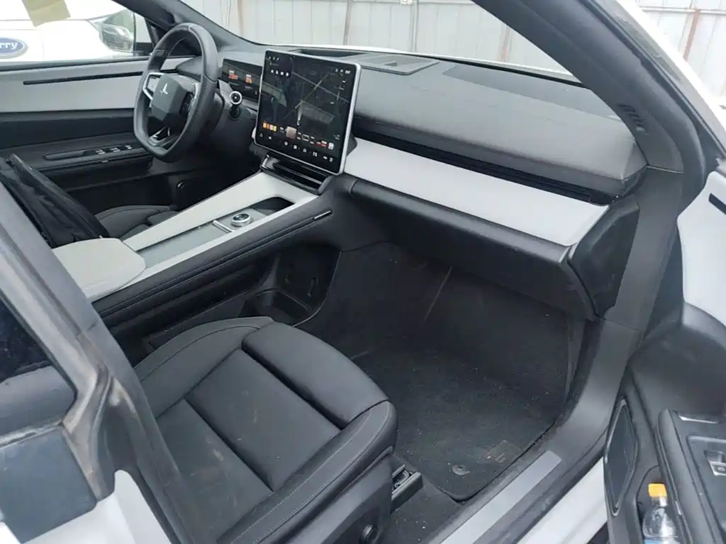 Polestar Polestar 4 — миниатюра 9
