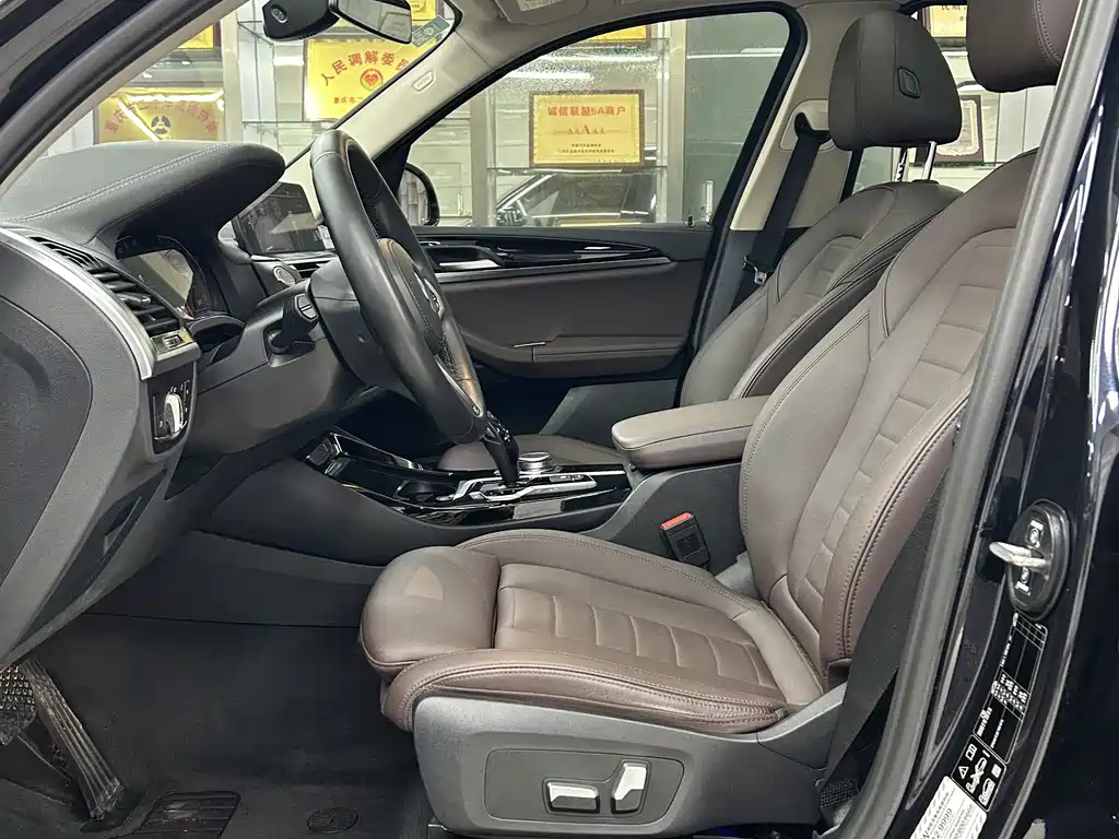 BMW X3 — миниатюра 9