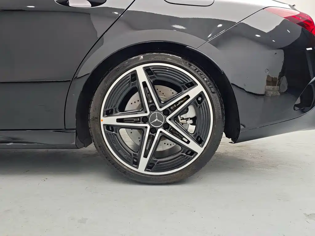 Mercedes-Benz CLA AMG — миниатюра 15