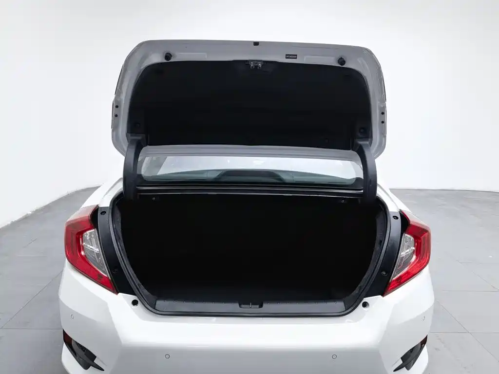 Honda Civic — миниатюра 16