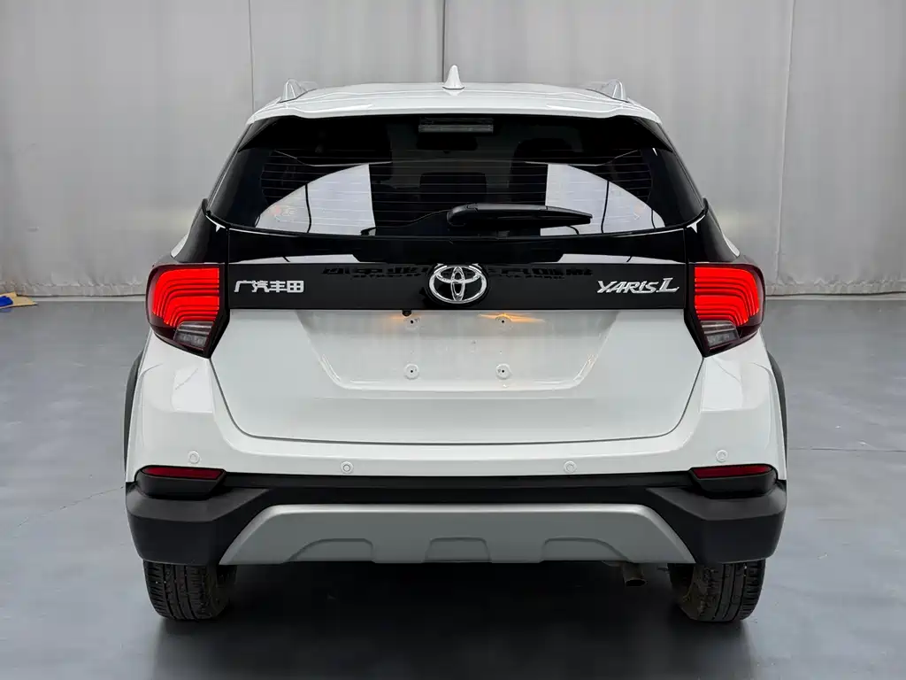 TOYOTA YARIS L ZHIXUAN