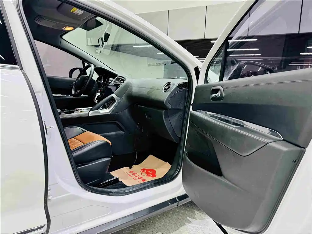 Peugeot 3008 1.6THP Auto Classic Edition, фото 27