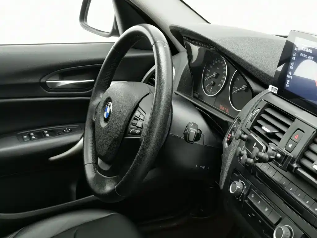 BMW 1 Series (Import) — миниатюра 22
