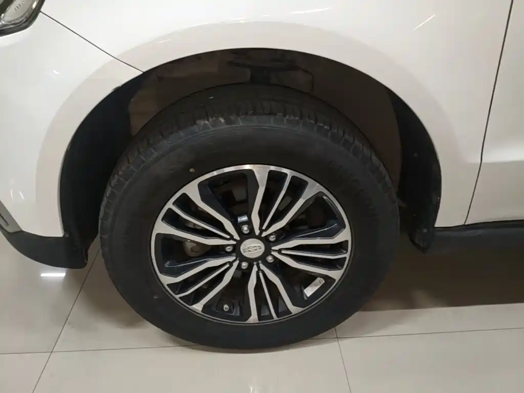 Geely Vision X6 — миниатюра 23