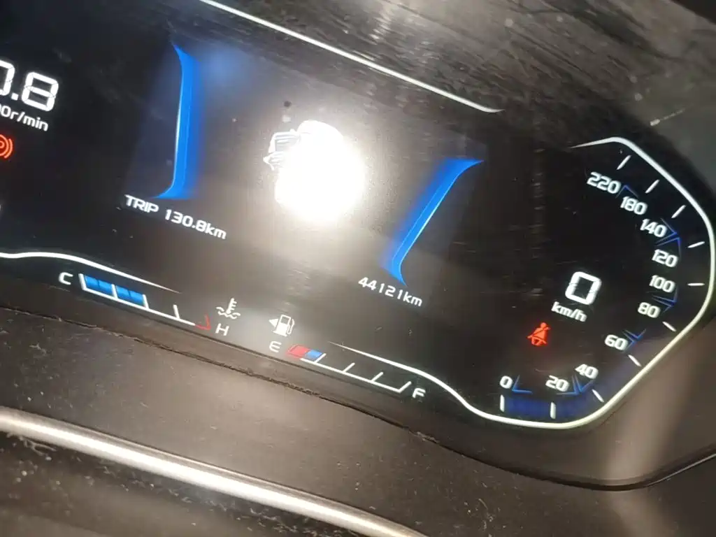 Geely Vision X6 — миниатюра 12