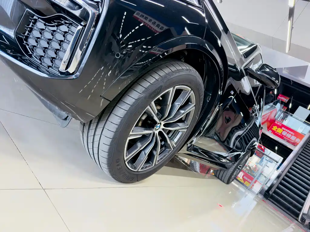 BMW X5 — миниатюра 3