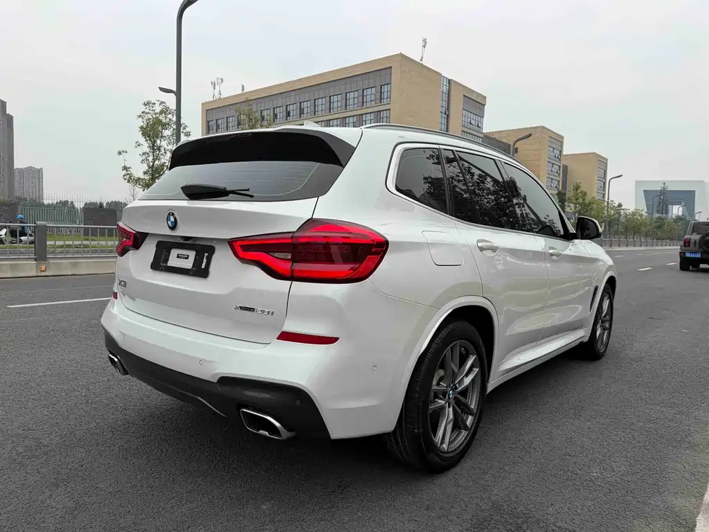 BMW X3 — миниатюра 14