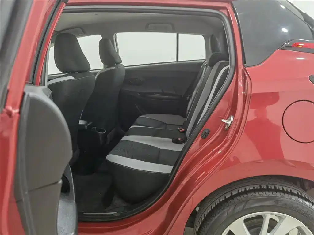 TOYOTA YARIS L ZHIXUAN