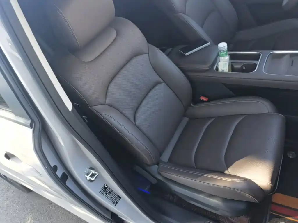 Wuling Xingguang 730 New Energy — миниатюра 25