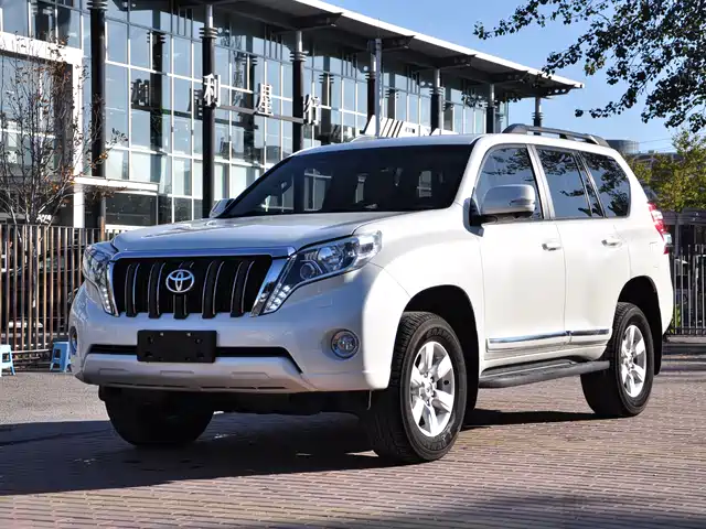 TOYOTA PRADO 2017