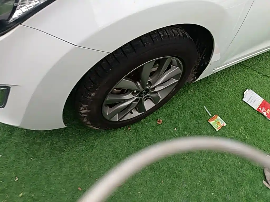 Hyundai Elantra Langdong — миниатюра 23