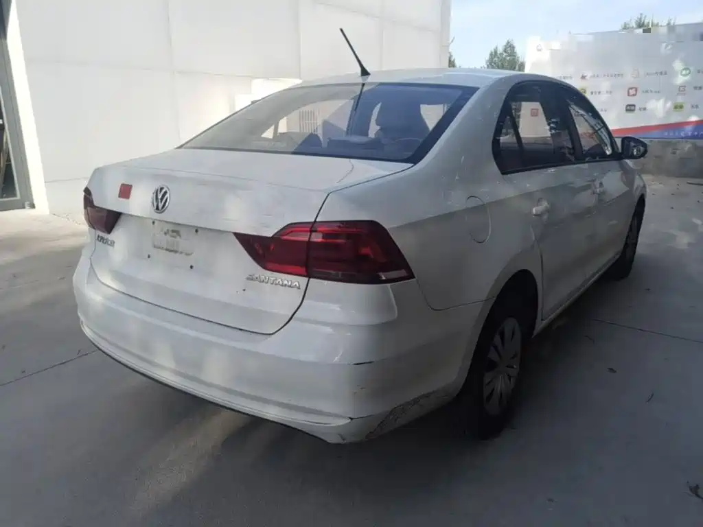 Volkswagen Santana — миниатюра 7