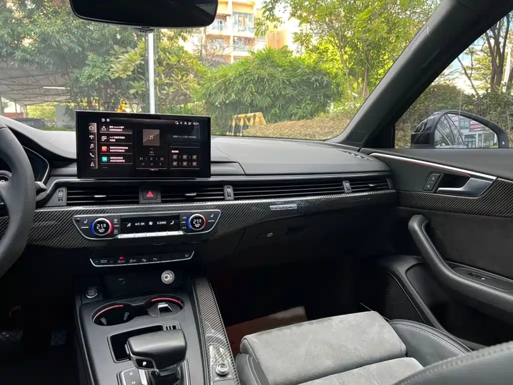 Audi A4L — миниатюра 22