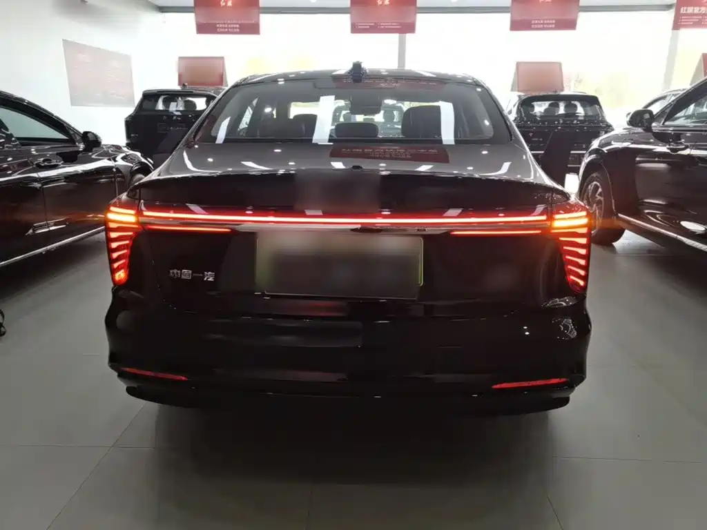 Hongqi Hongqi H5 PHEV — миниатюра 6