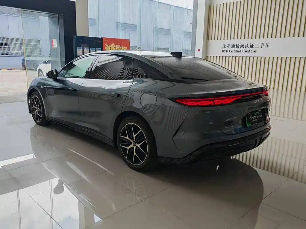 BYD Han L — миниатюра 5
