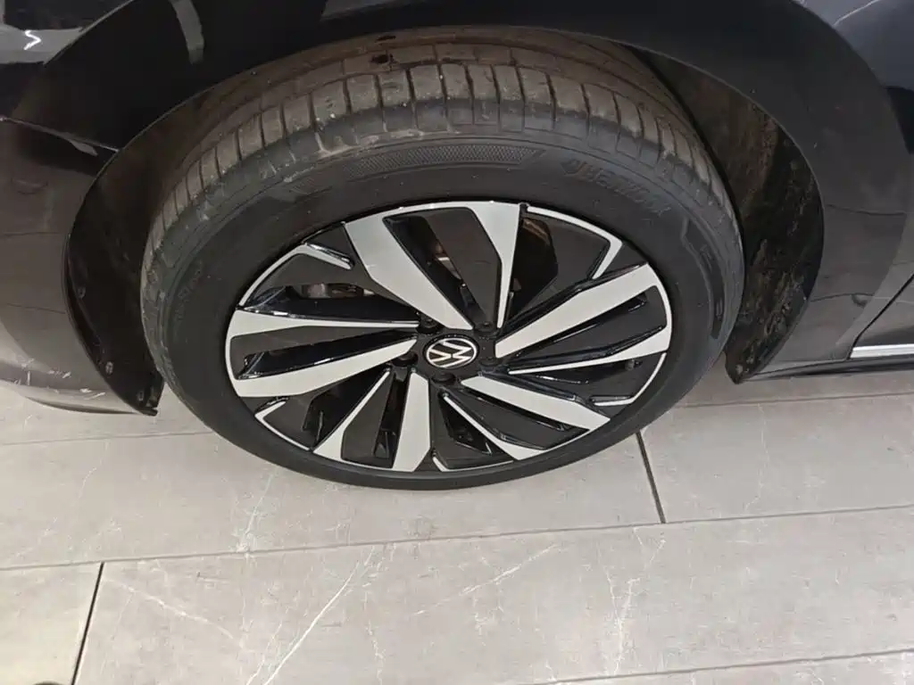 Volkswagen Passat — миниатюра 23